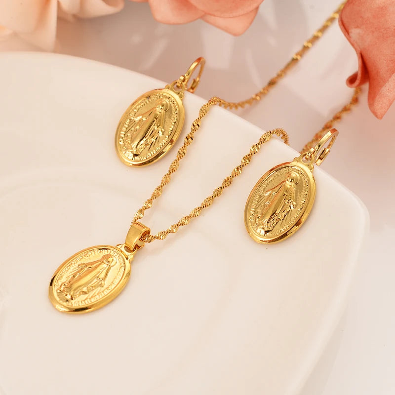 Gold Flower Jewelry Set – Necklace & Earrings for Women